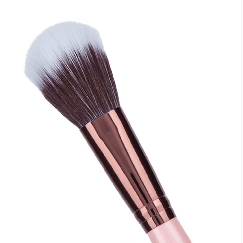 For @roxie2929 Only Luxie NEW Beautiful Rose Gold 3 Pc Set of Makeup Brushes - Picture 4 of 10